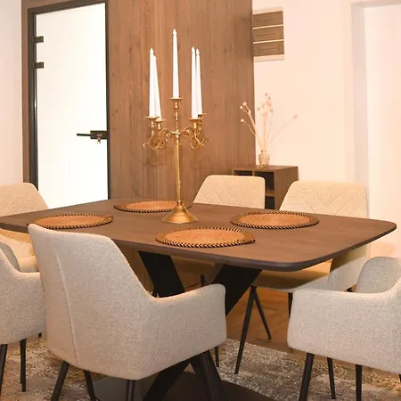 Sleepandgo Appartement Kraljevo